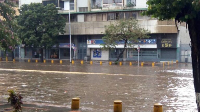 El Valle de Caracas: un desastre apenas es tocado por las lluvias