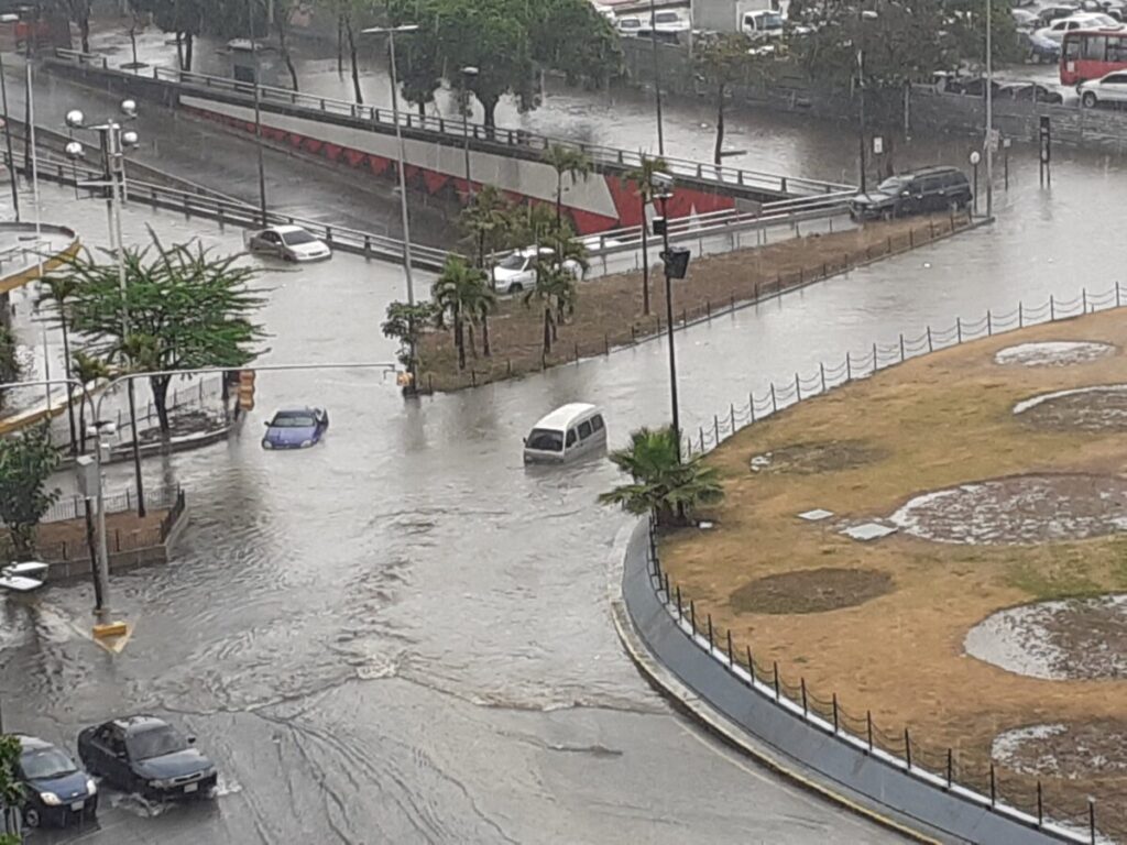 El Valle de Caracas: un desastre apenas es tocada por las lluvias