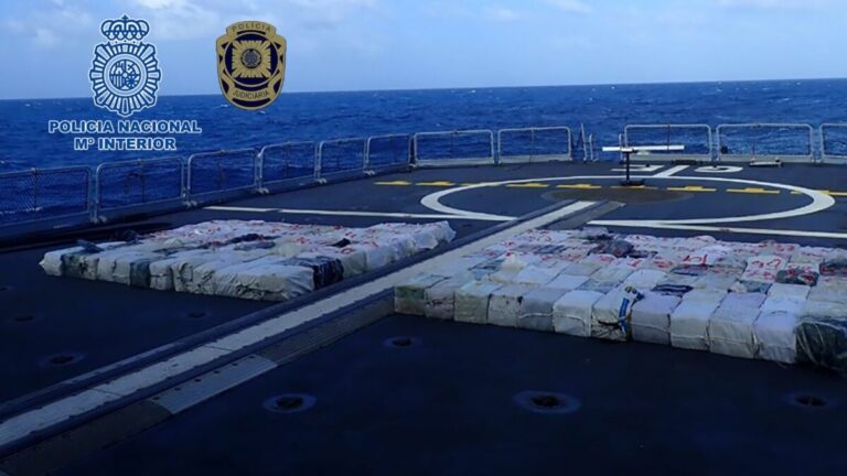 Policía española captura pesquero venezolano con cuatro toneladas de cocaína