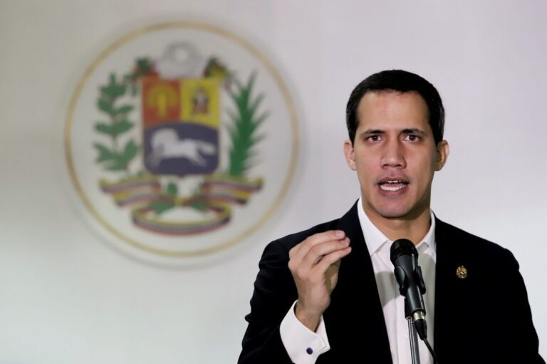 Denuncian que interinato de Juan Guaidó ha gastado 121,9 millones de dólares para «liberar a Venezuela»