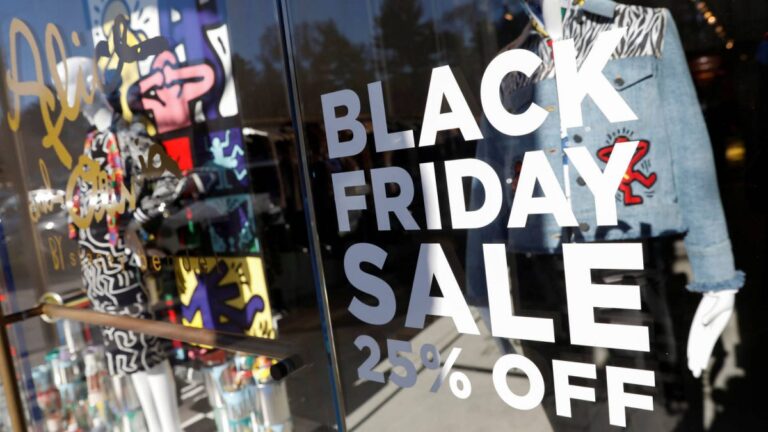 Black Friday en EE.UU. estuvo marcado por buenas ventas, menos ofertas y más inflación