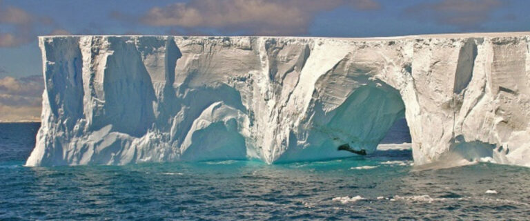 El «glaciar del fin del mundo» está derritiéndose y amenaza con subir el nivel del mar