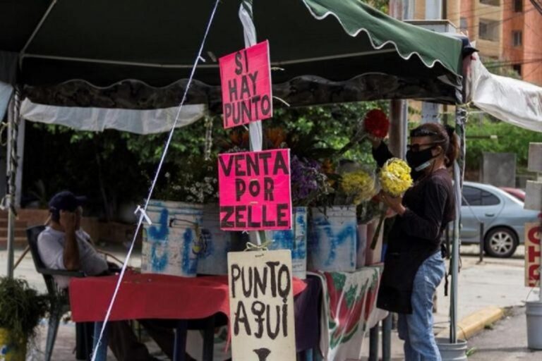 Venezuela dos caras de una misma moneda: Ferraris y bodegones Vs Crisis humanitaria